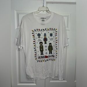 Women’s XXL Soft-Style Short-Sleeve White “Home Alone” Graphic T-Shirt